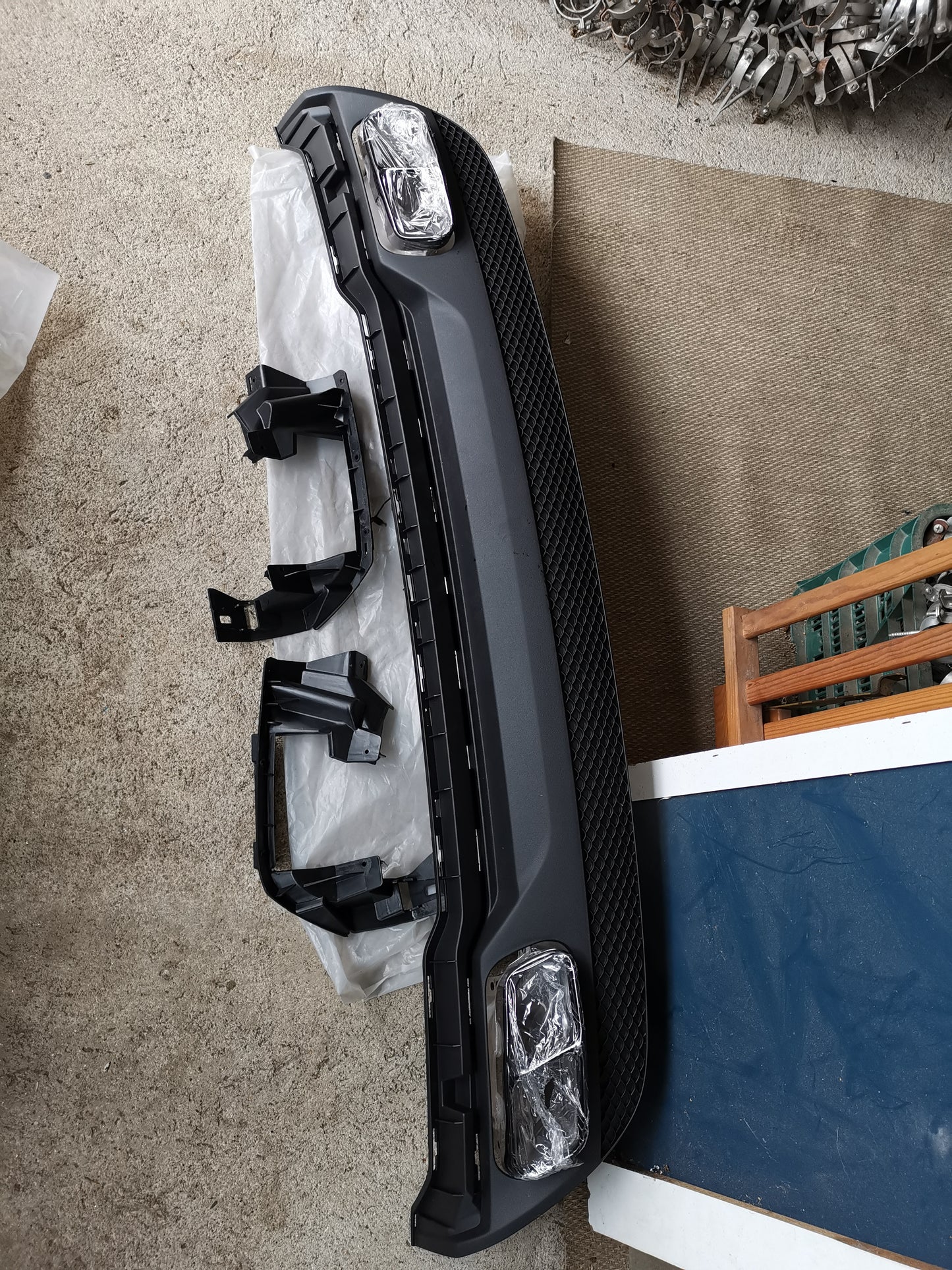 Personnalisez votre Mercedes w16