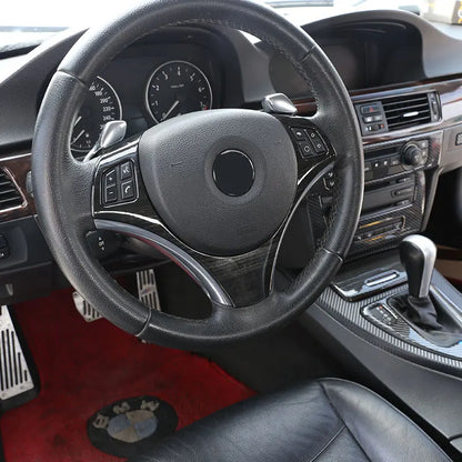 Cache central de volant BMW E81 E82 E87 E88 E90 E91

 Autocollant de couverture de cadre de volant de voiture en Fiber de carbone ABS, pour BMW série 3 E90 05-12 et BMW série 1 E87 04-11, accessoires de voiture
