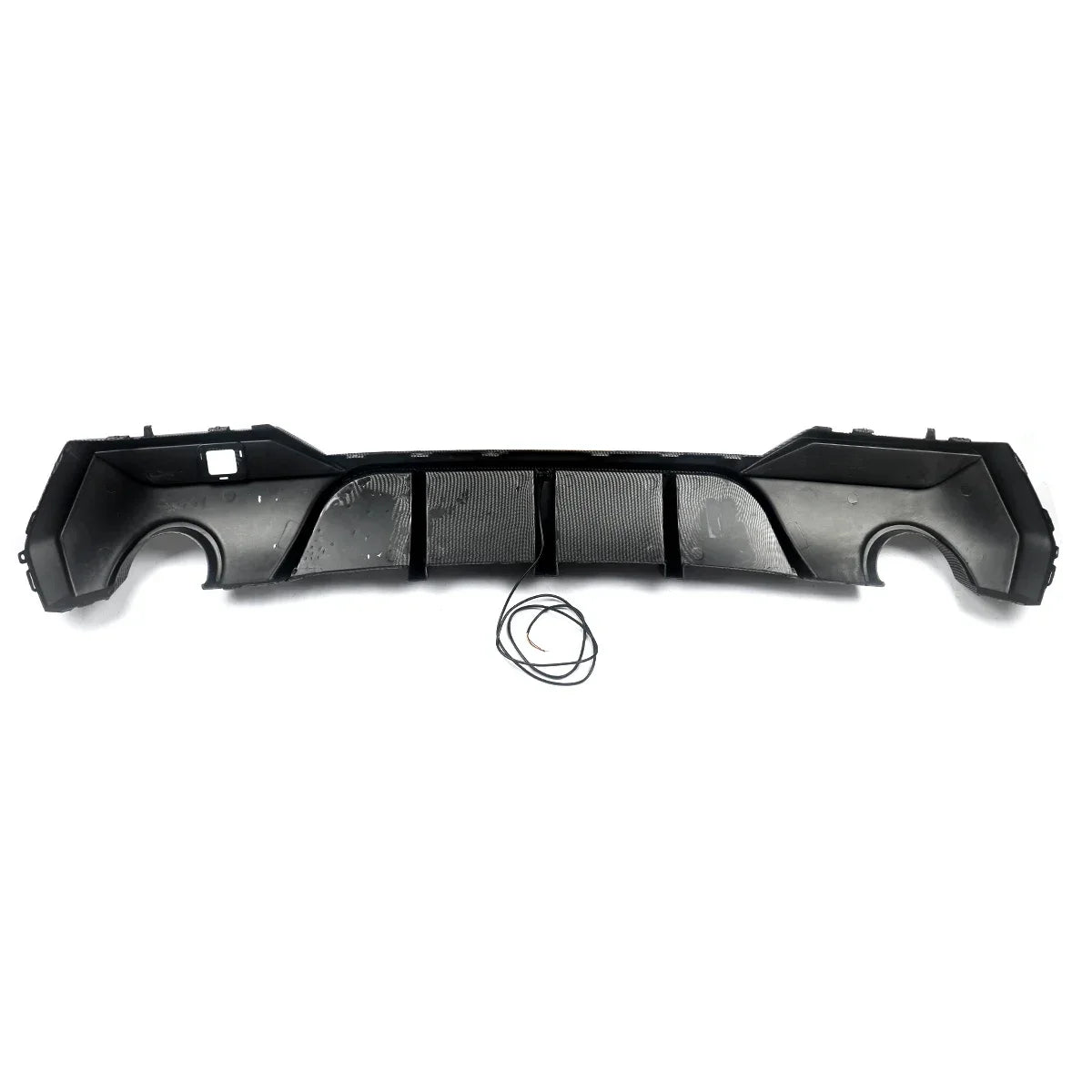 Difusor com Stop BMW G22 G23 Para-Choques  M Sport

For BMW G22 G23 420i 430i 440i M Sport w/ LED 2020+ Rear Bumper Diffuser