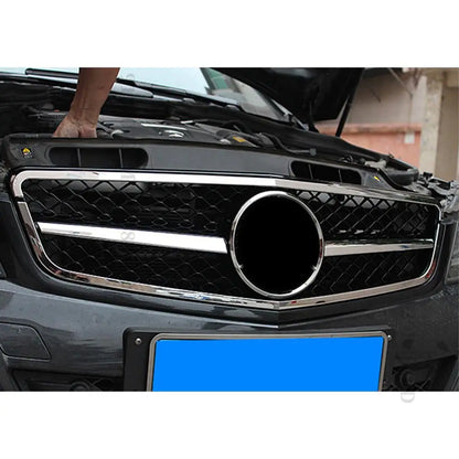 Grelhas Várias Opções Mercedes W204

Front Inlet Grille Bumper Grill For Mercedes W204 C204 S204 C43 Benz C 2007-2014 AMG GT R Diamond Style Grid Tuning Accessories