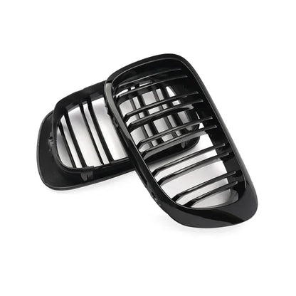 Grelhas Duplas  BMW  E46 M Series 3 coupe 1998-04 

Front Kidney Grill Double Slat Grille for BMW  E46 M Series M3 2 Door Gloss Black Racing Grille Fit 1998-04 Car ABS Styling