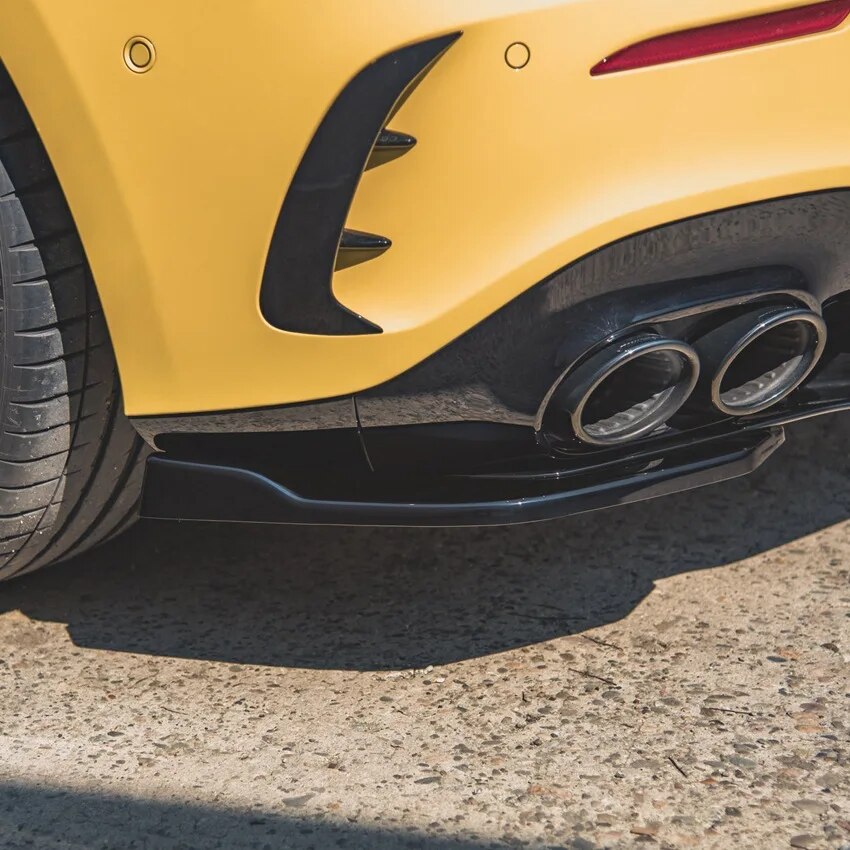 Coins du pare-chocs arrière
 Mercedes Benz Classe A W177 V177 A35 A45 AMG Berline et Berline 2019 2020 2021 2022 Noir brillant