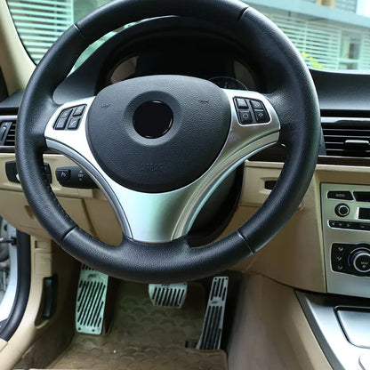 Cache central de volant BMW E81 E82 E87 E88 E90 E91

 Autocollant de couverture de cadre de volant de voiture en Fiber de carbone ABS, pour BMW série 3 E90 05-12 et BMW série 1 E87 04-11, accessoires de voiture