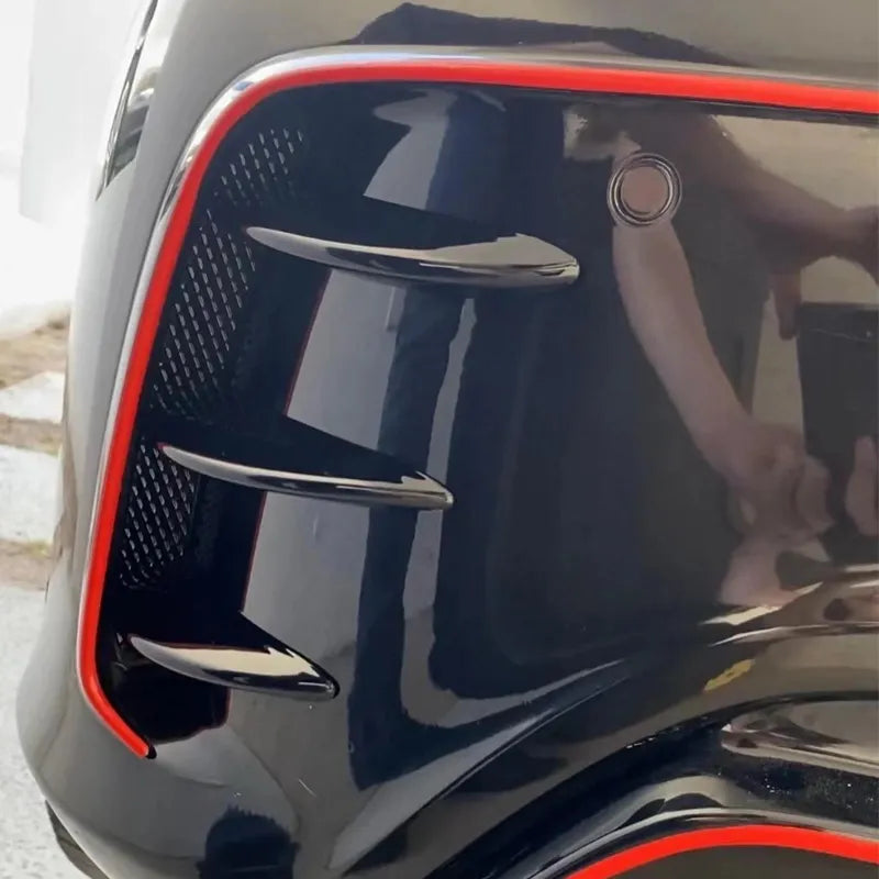 Splits / Garras Mercedes classe A w176

Car Rear Bumper Canards Side Vent Spoiler Anti-collision Guard For Mercedes Benz W176 A200 A250 A260 A45 AMG 2013-2018