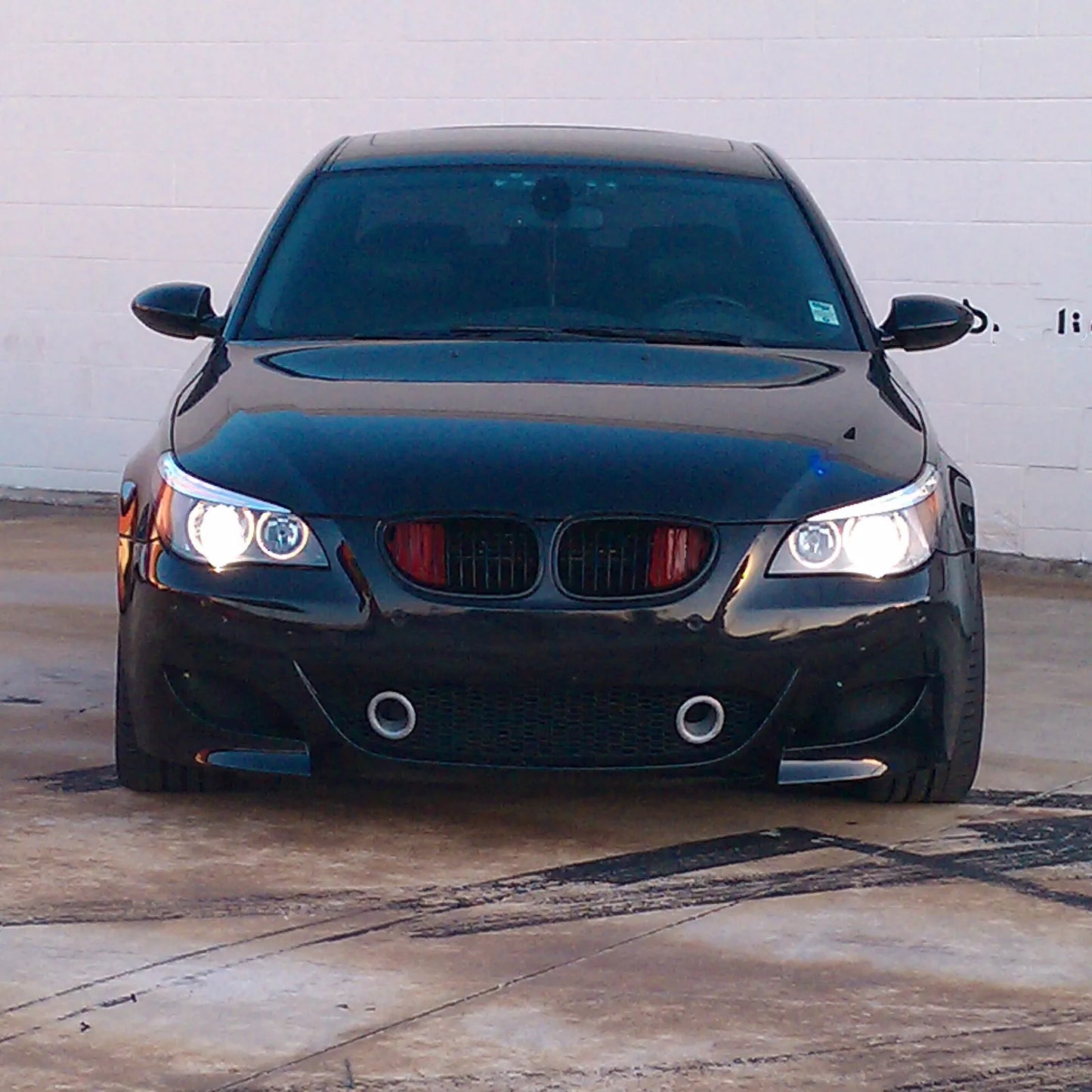 Dynamic Air Scoops for BMW E60 E61


For BMW E60 E61 520 525 530 535 Air Intake Scoops Aluminum Dynamic Air Induction Intake Scoops 2004-2009 Car Accessories