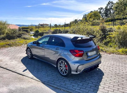 Personnalisez votre Mercedes w16