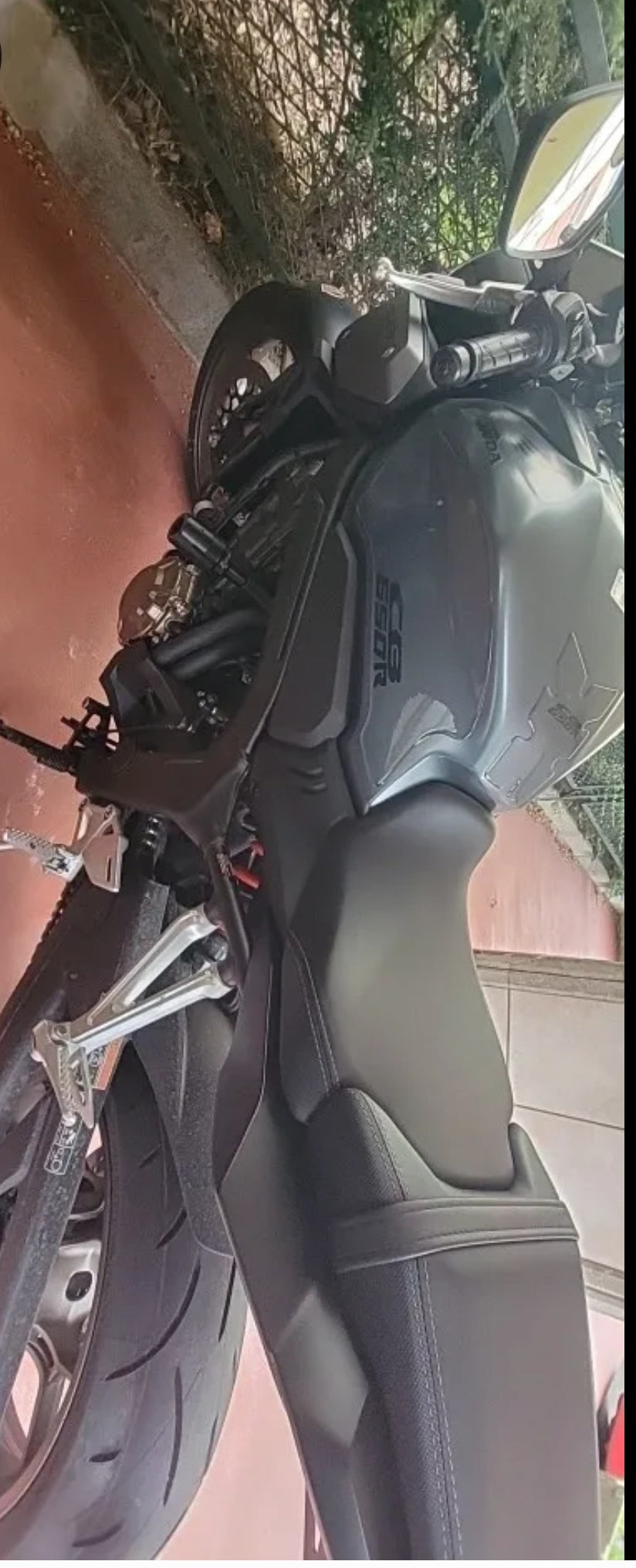 Champignons de protection Honda cb650r