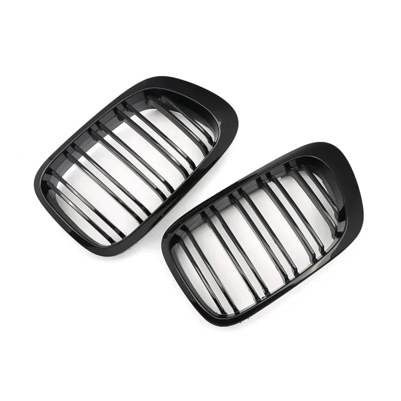 Grelhas Duplas  BMW  E46 M Series 3 coupe 1998-04 

Front Kidney Grill Double Slat Grille for BMW  E46 M Series M3 2 Door Gloss Black Racing Grille Fit 1998-04 Car ABS Styling