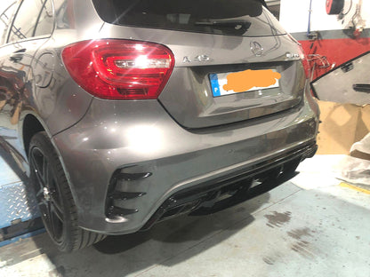 Personnalisez votre Mercedes w16